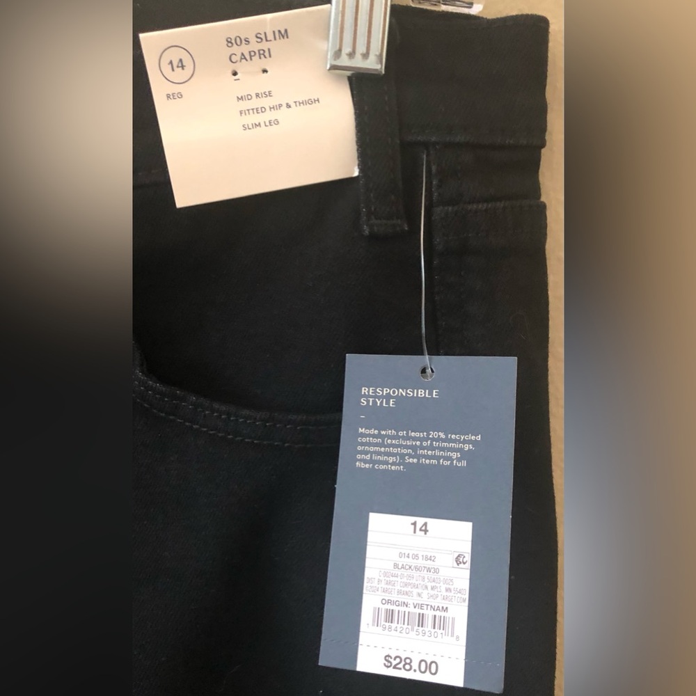 Jean Capris - Picture 4 of 4